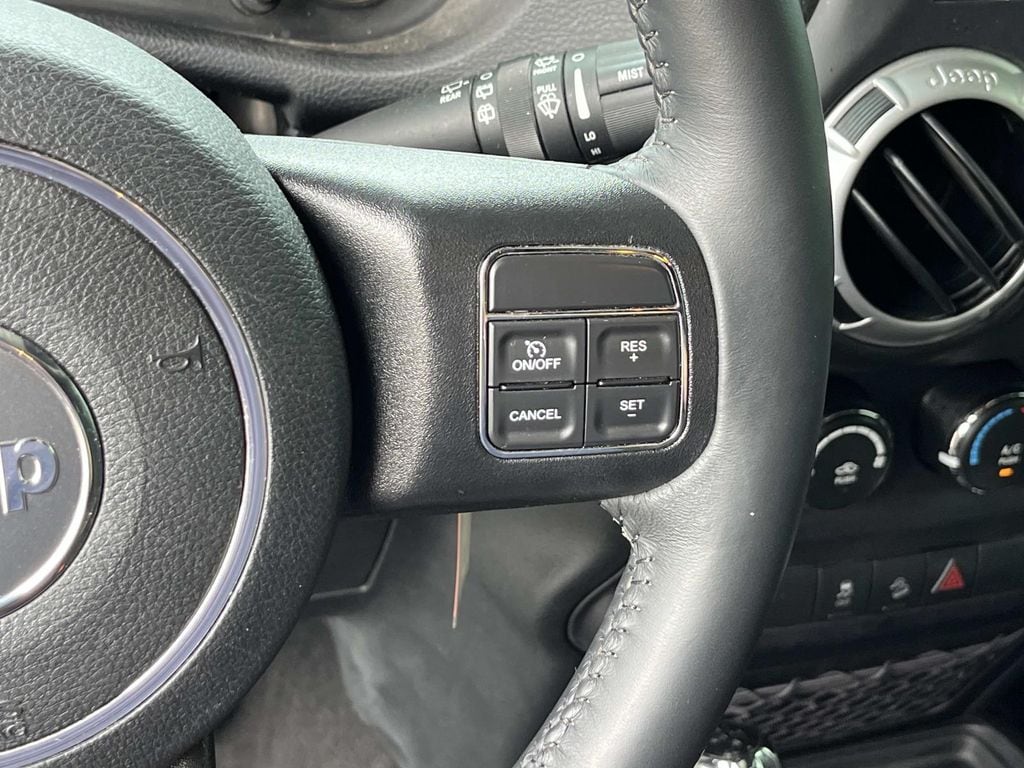 2016 Jeep Wrangler Unlimited Sahara - Photo 29