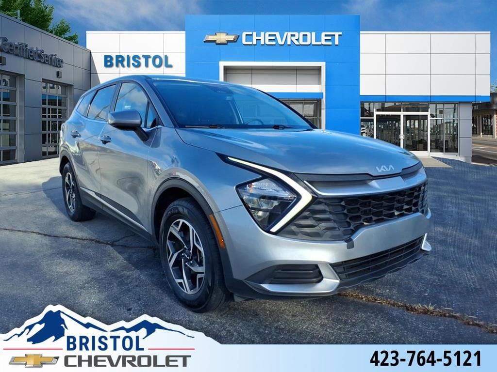 2023 Kia Sportage LX's photo