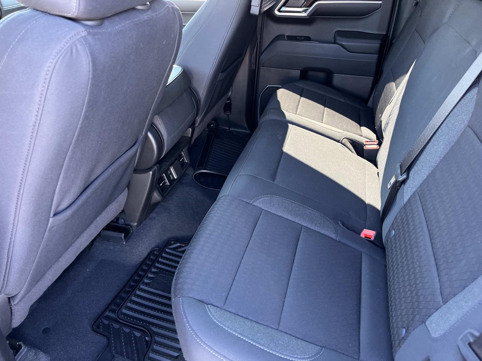 2024 GMC Sierra 1500 Elevation - Photo 18