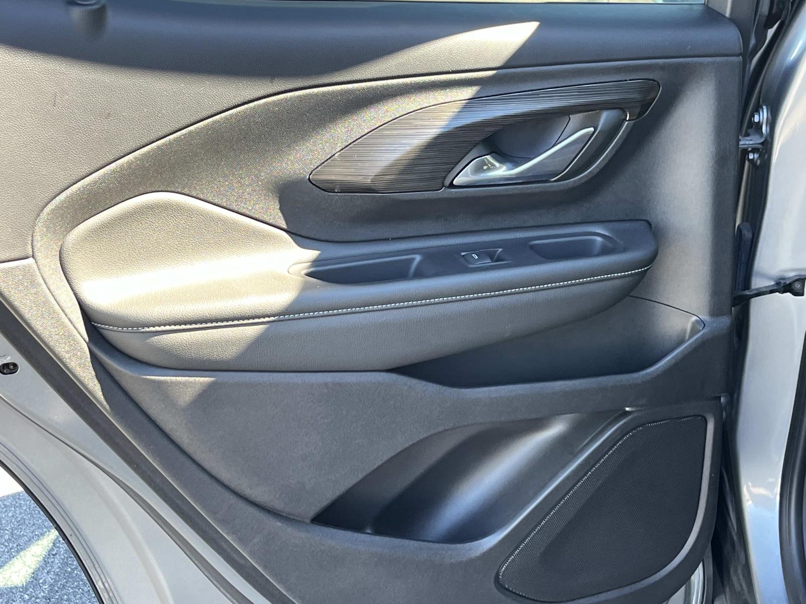 2024 GMC Terrain SLE - Photo 16
