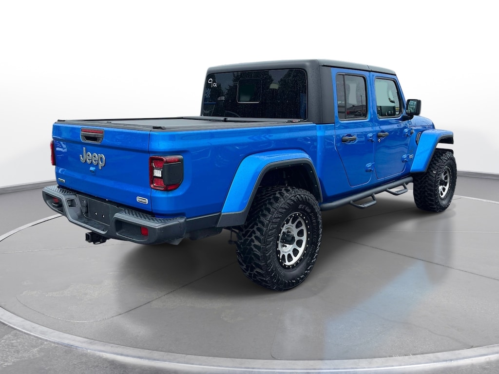 Used 2022 Jeep Gladiator Overland Truck Crew Cab