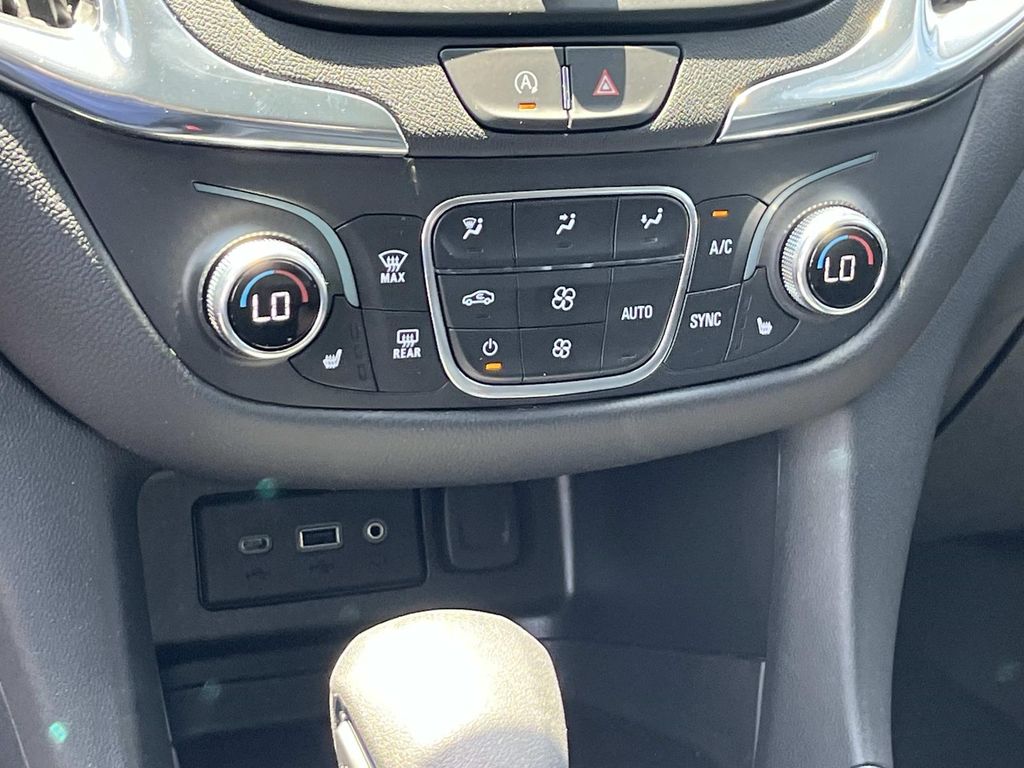 2023 Chevrolet Equinox LT - Photo 31