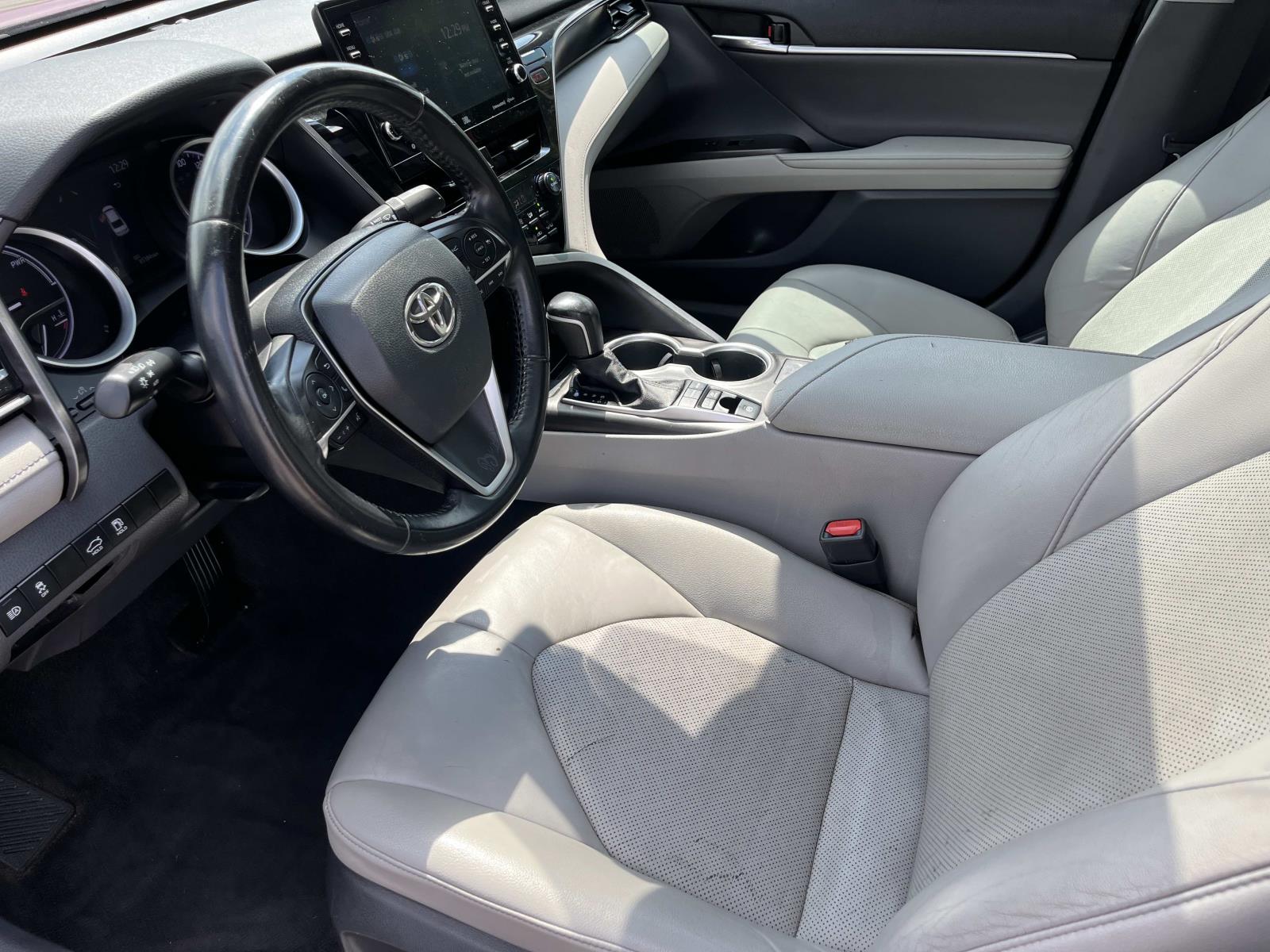 2022 Toyota Camry XLE - Photo 26