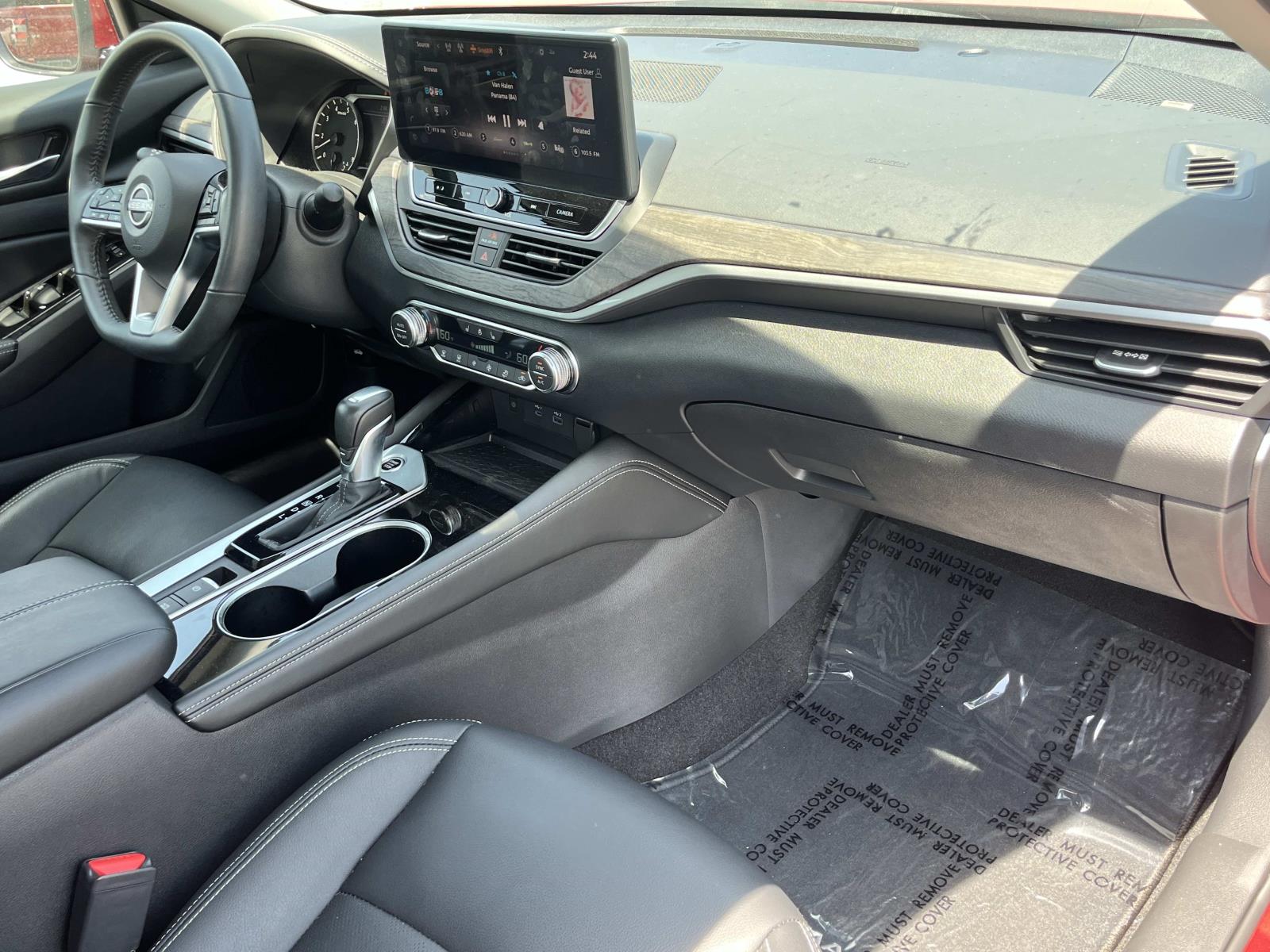 2024 Nissan Altima SL - Photo 23