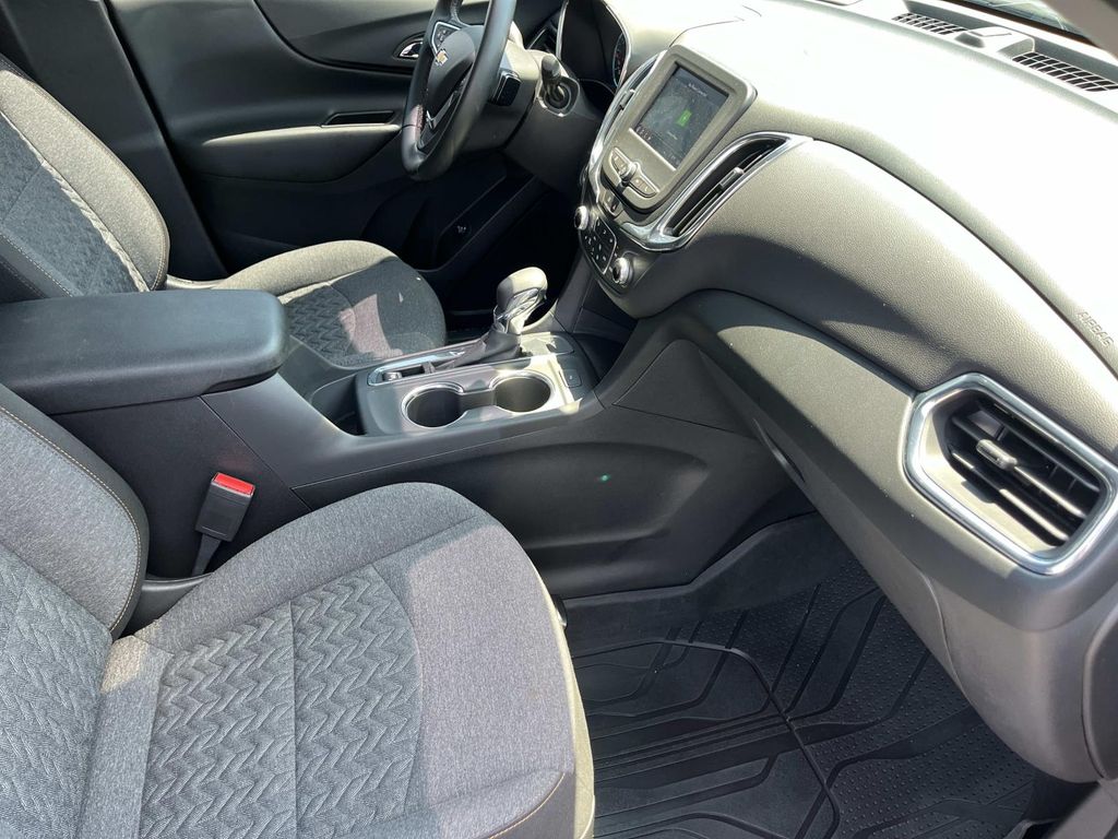 2023 Chevrolet Equinox LT - Photo 23