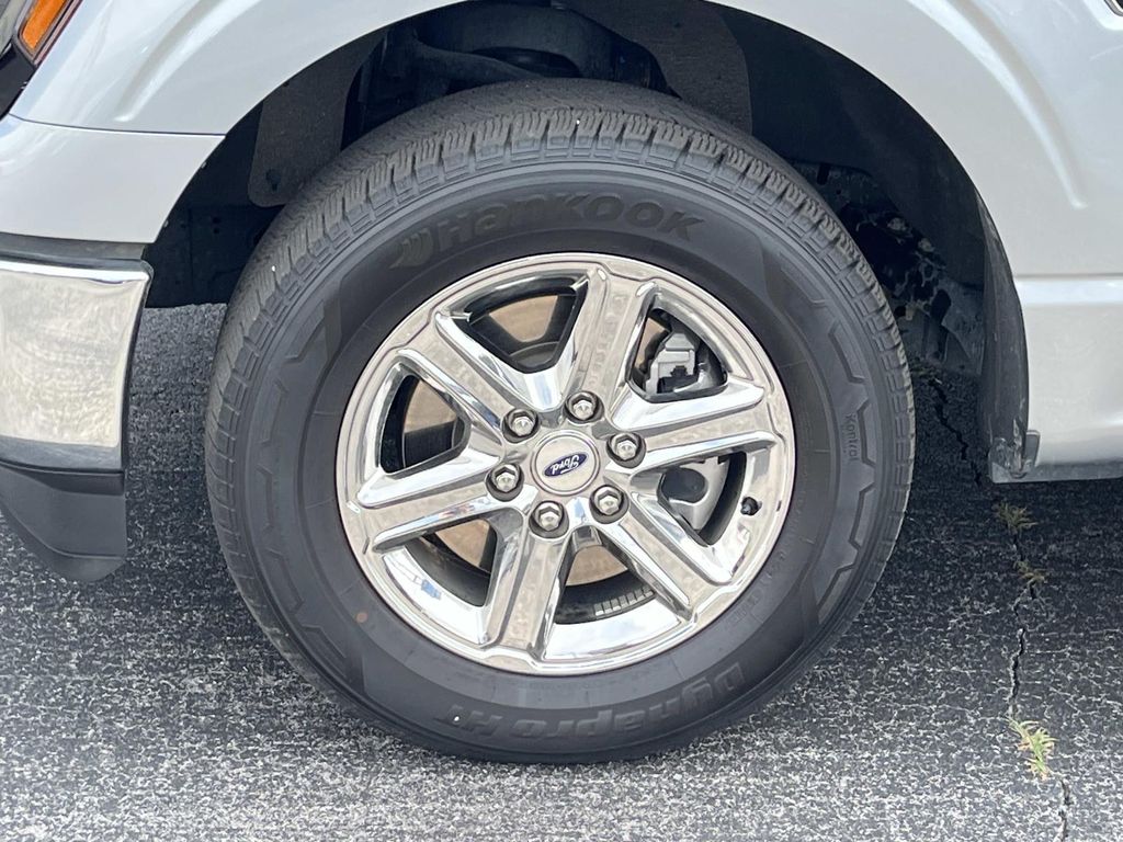 2025 Ford F-150 XLT - Photo 12