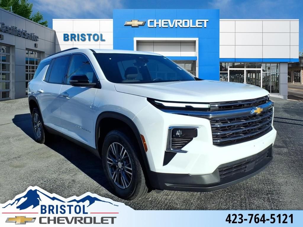 2025 Chevrolet Traverse LT's photo