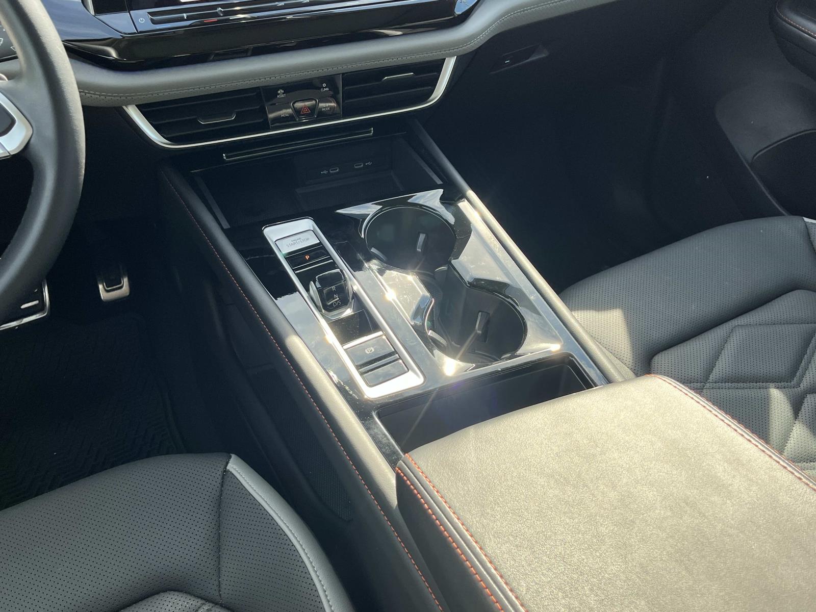 2024 Volkswagen Atlas Atlas Peak Edition - Photo 15