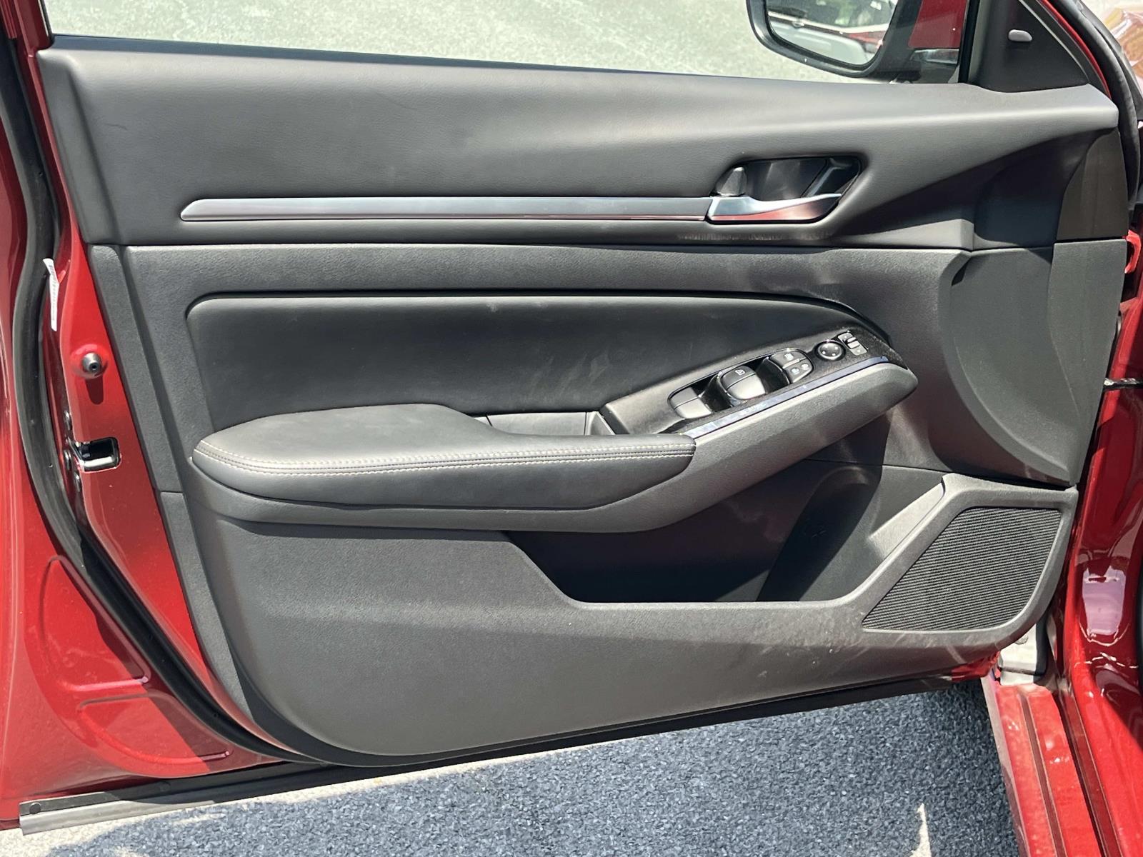 2024 Nissan Altima SL - Photo 24