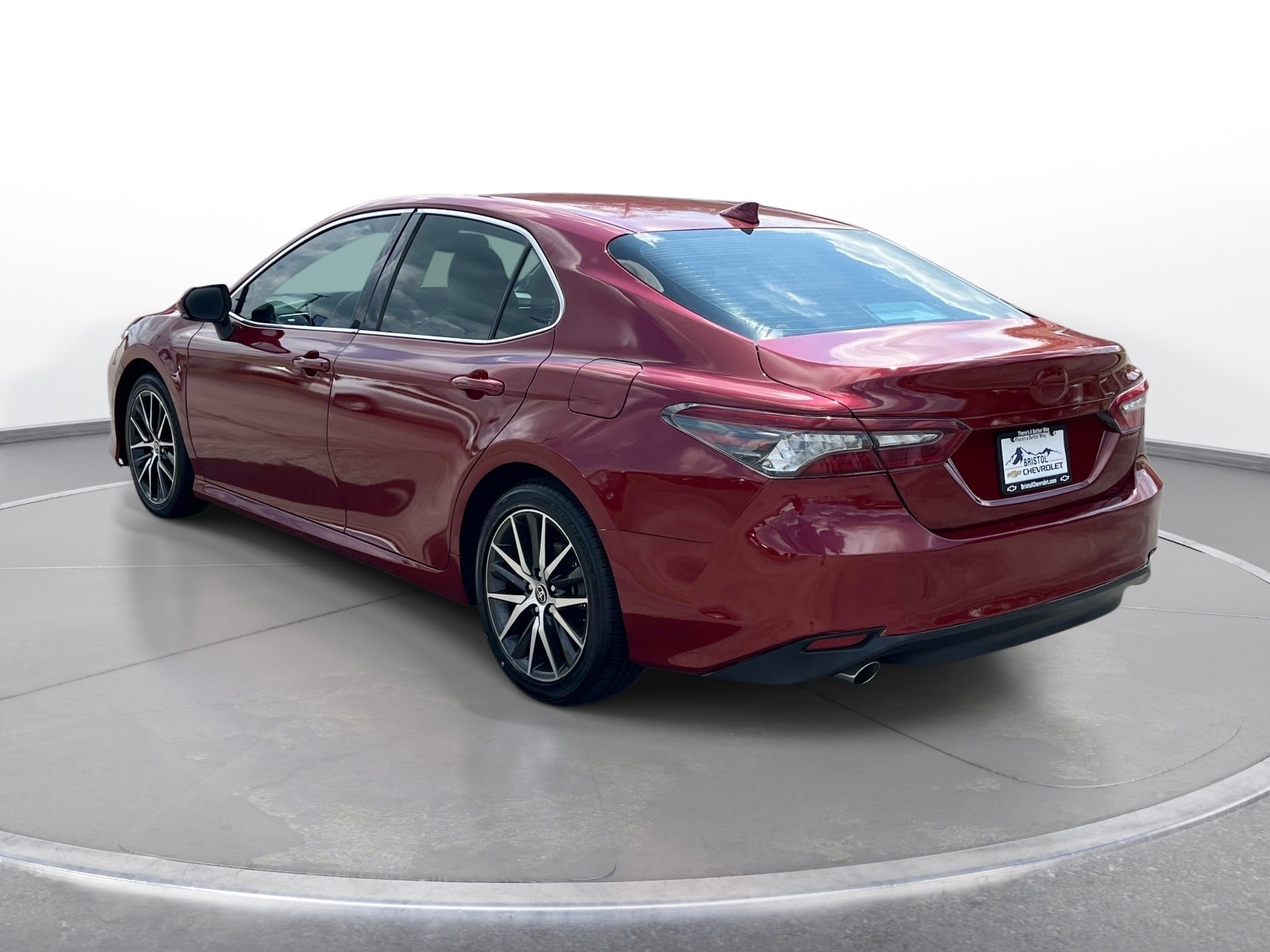 2022 Toyota Camry XLE - Photo 7