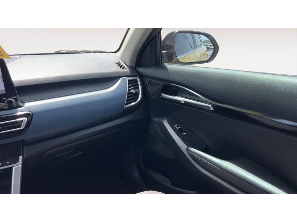 2023 Kia Seltos S - Photo 28