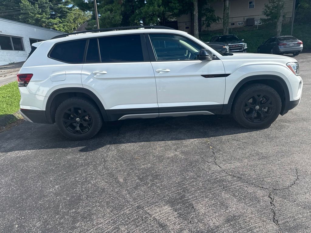 2024 Volkswagen Atlas Atlas Peak Edition - Photo 4