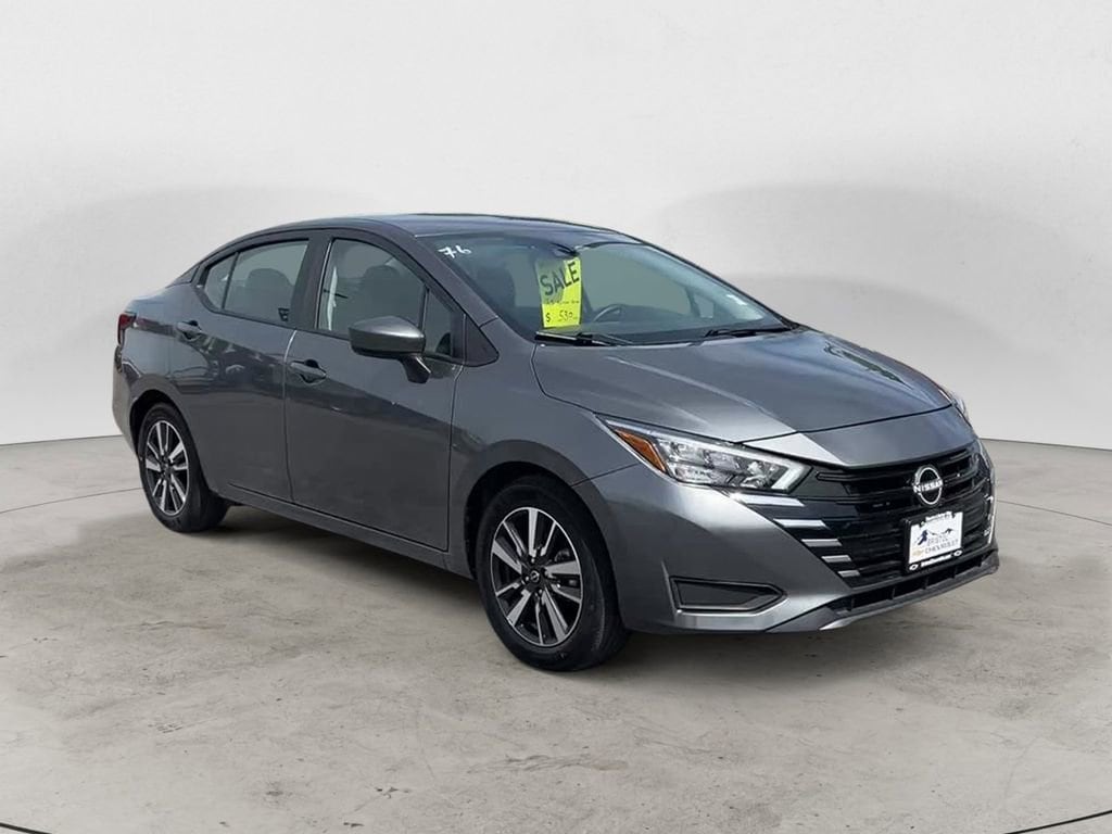 2025 Nissan Versa 1.6 SV CVT's photo