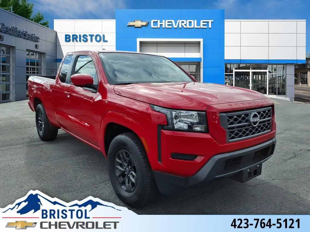 2024 Nissan Frontier SV's photo