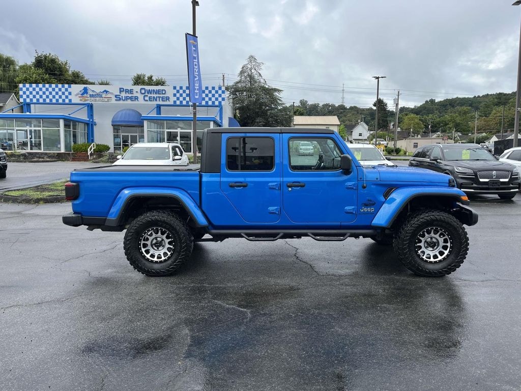 Used 2022 Jeep Gladiator Overland Truck Crew Cab