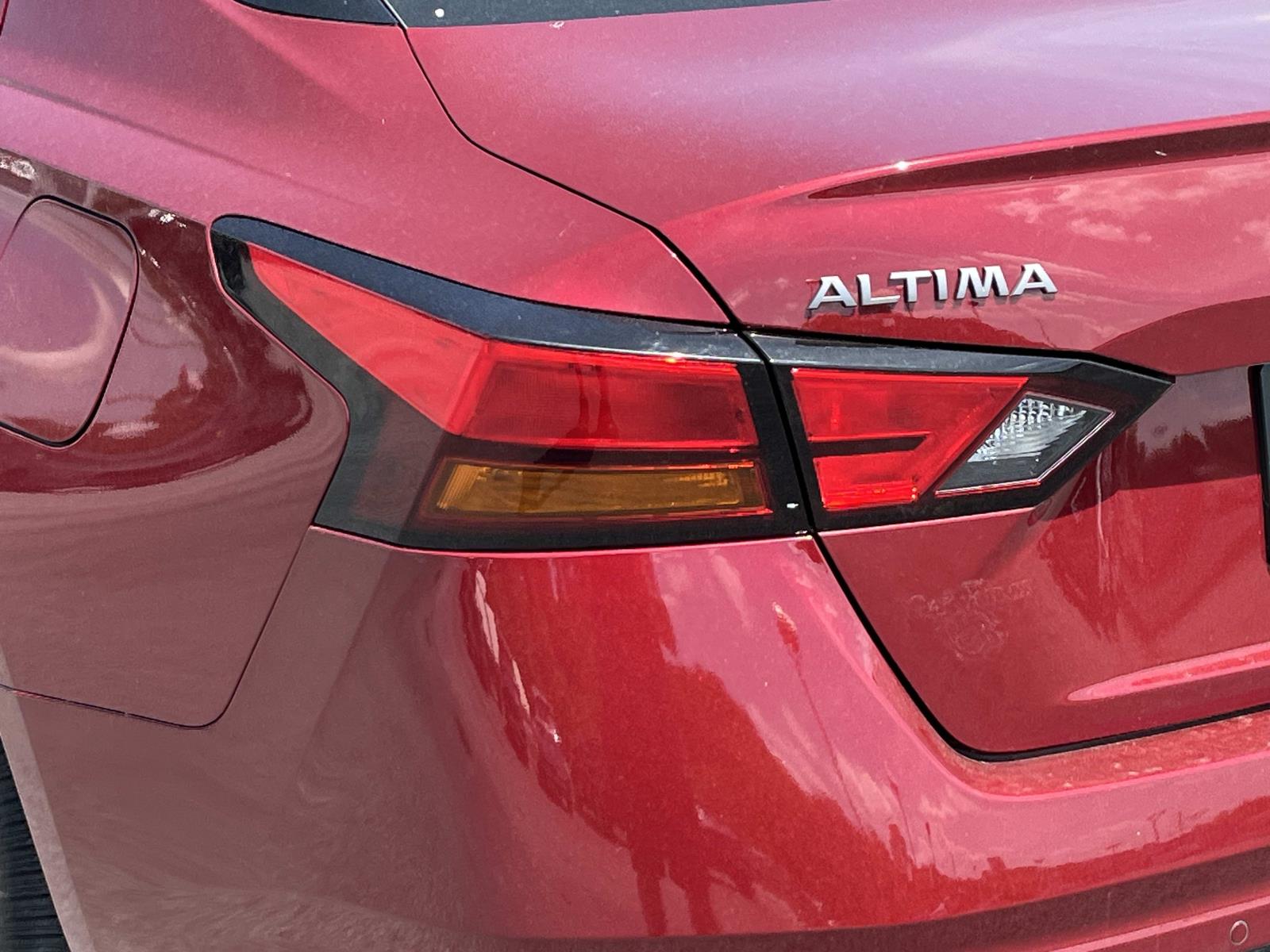2024 Nissan Altima SL - Photo 6