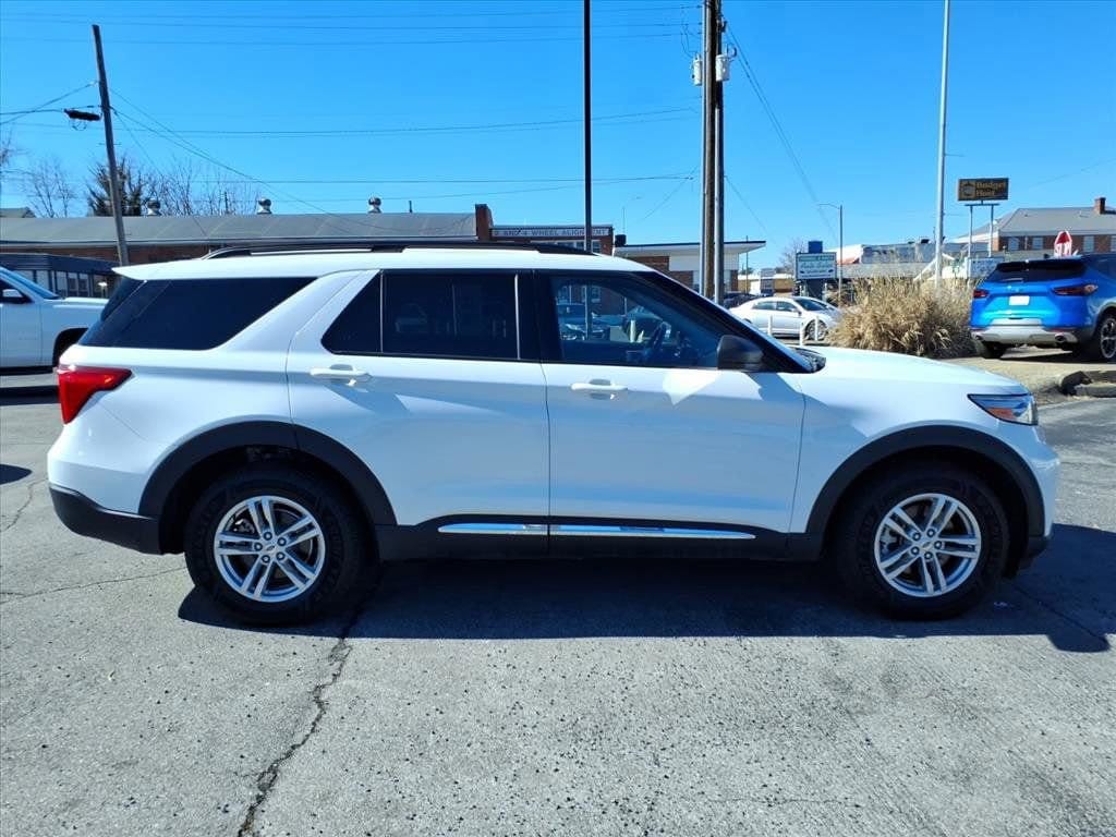 2023 Ford Explorer XLT - Photo 6
