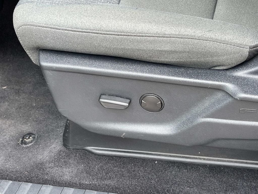 2025 Ford F-150 XLT - Photo 27