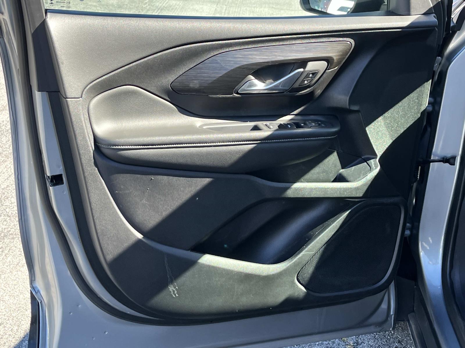 2024 GMC Terrain SLE - Photo 24