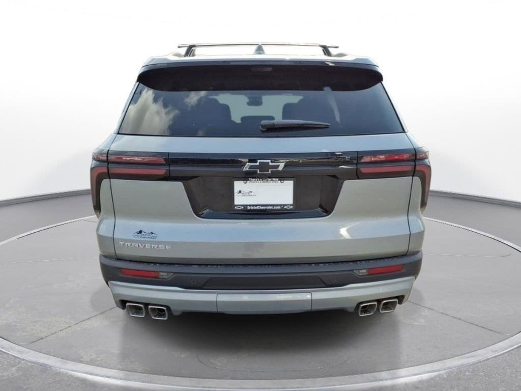 2026 Chevrolet Traverse LT - Photo 4