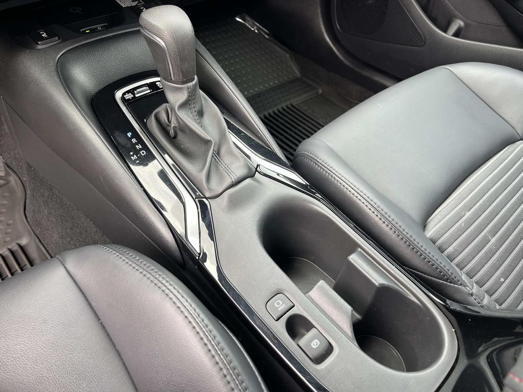2024 Toyota Corolla XSE - Photo 31