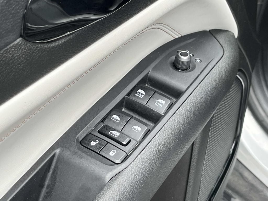 2025 Jeep Compass Limited - Photo 27