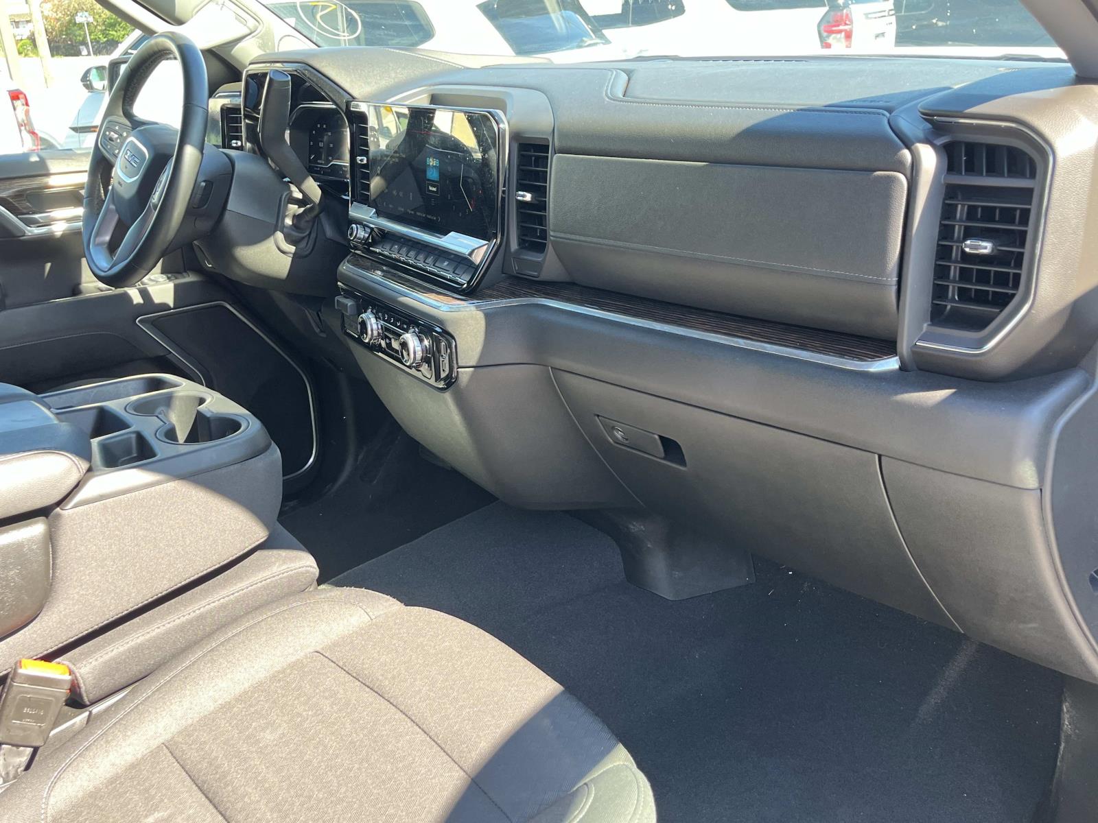 2024 GMC Sierra 1500 Elevation - Photo 23