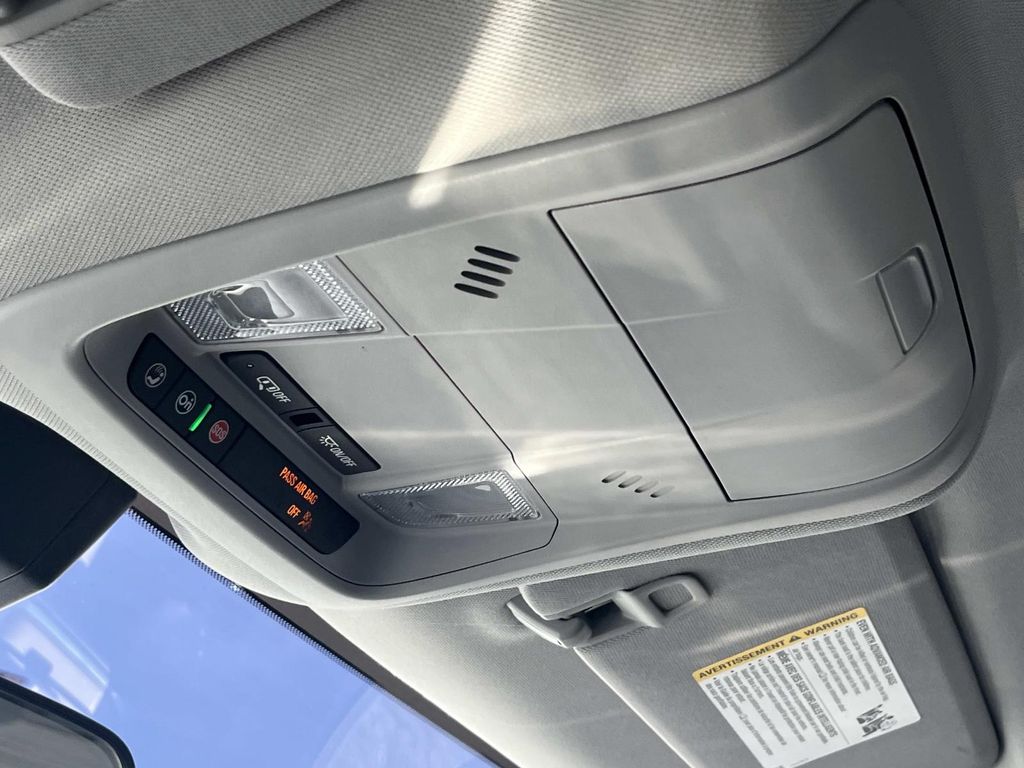 2023 Chevrolet Equinox LT - Photo 33