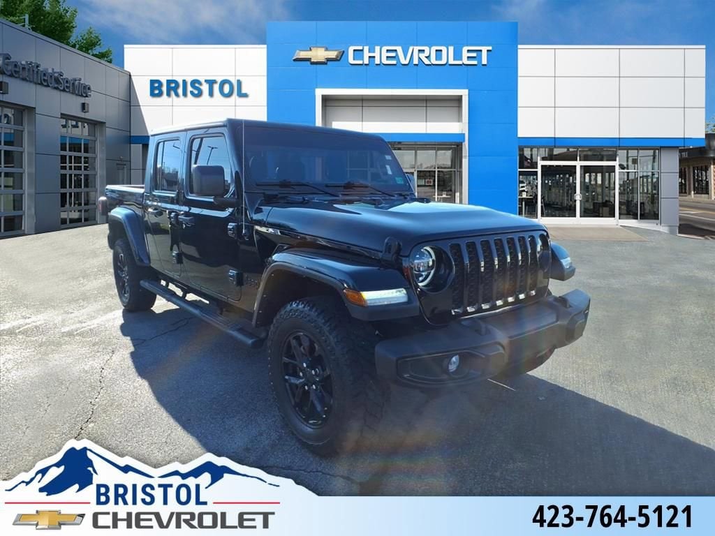 Used 2022 Jeep Gladiator Altitude Truck Crew Cab