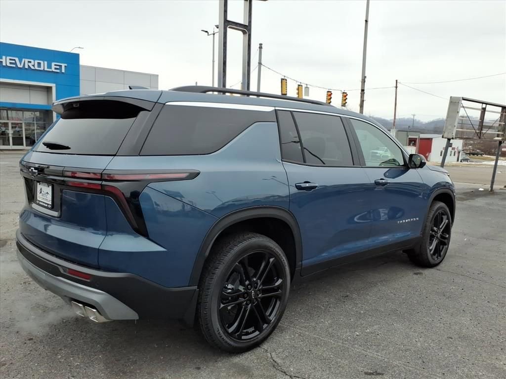 New 2026 Chevrolet Traverse LT SUV