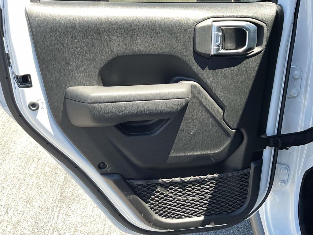 2023 Jeep Wrangler 4xe Rubicon 4XE - Photo 17