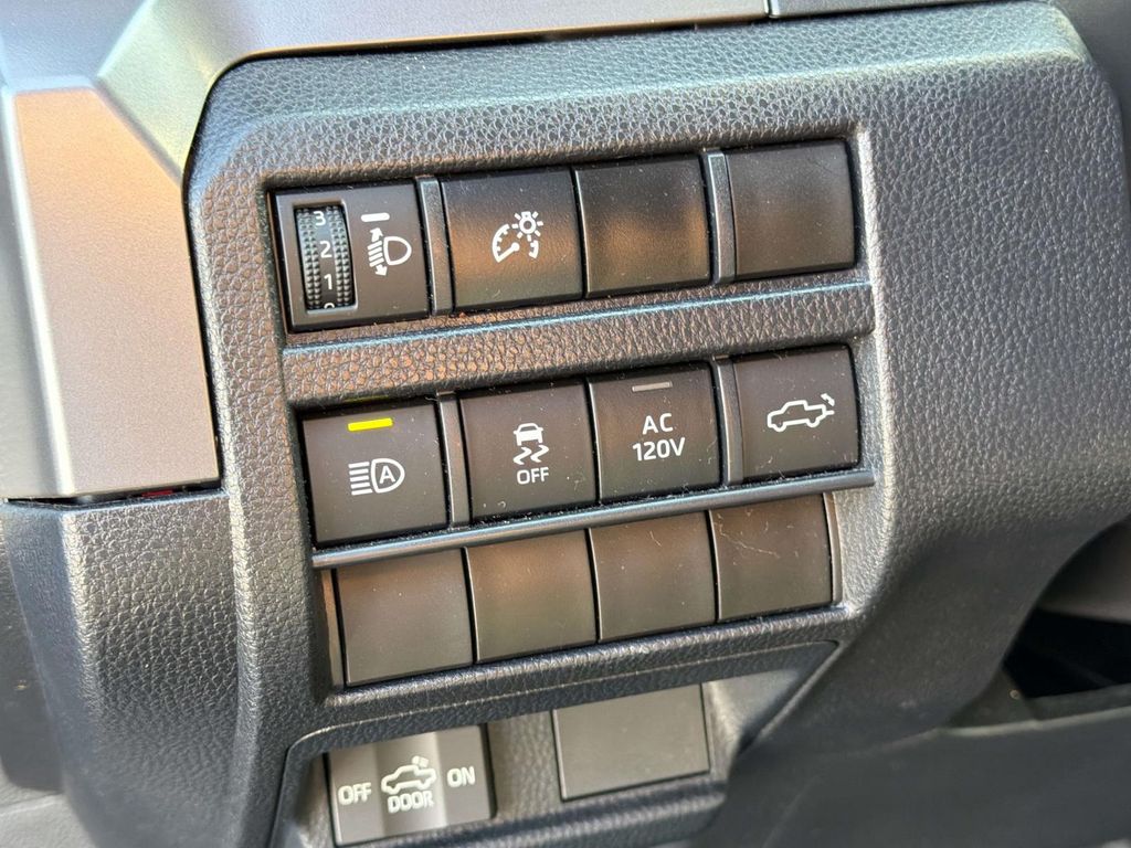 2024 Toyota Tacoma SR5 - Photo 33