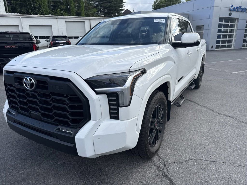 2023 Toyota Tundra SR5 3.4L 4WD CrewMax 5.5' Bed's photo