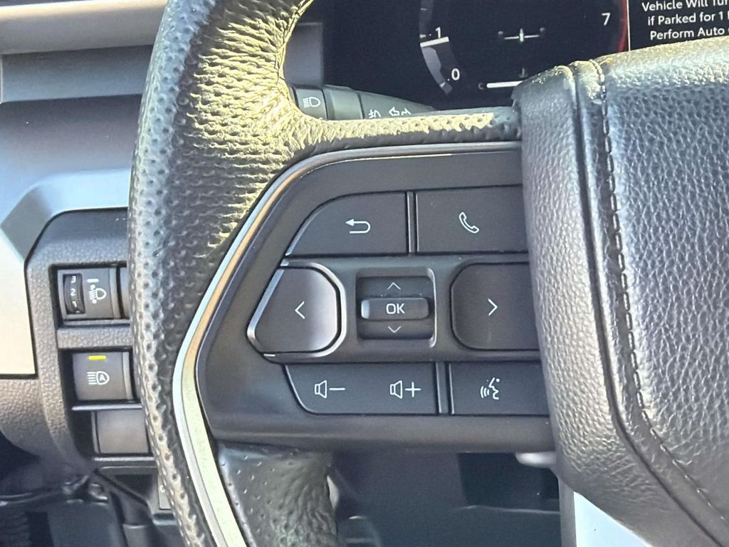 2024 Toyota Tacoma SR5 - Photo 34