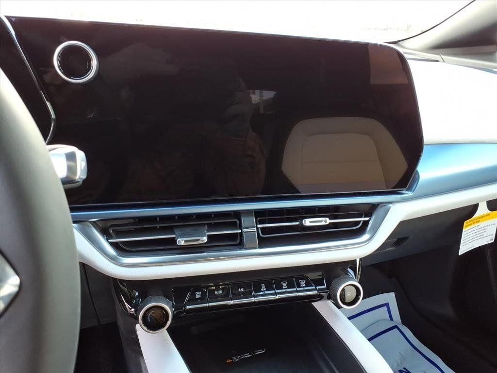 2026 Chevrolet Equinox EV 2LT - Photo 14