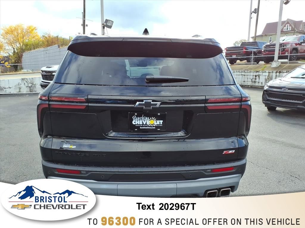 2026 Chevrolet Traverse Z71 photo 3