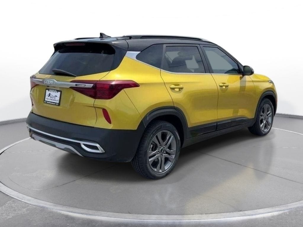 2023 Kia Seltos S - Photo 9