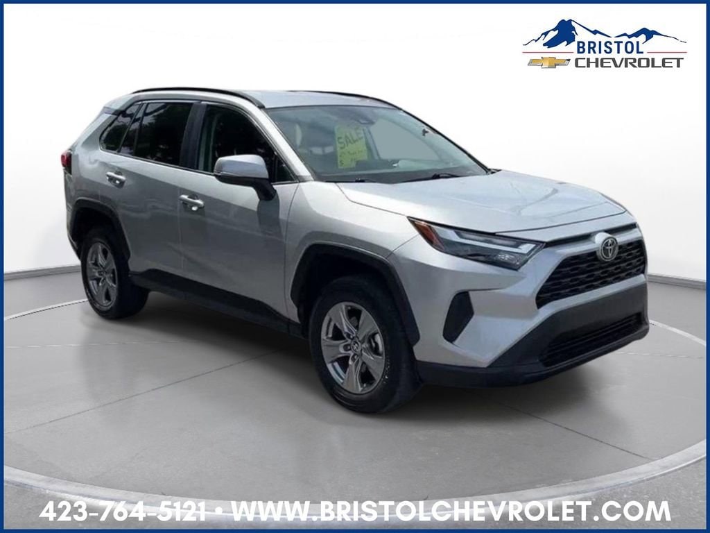 Used 2025 Toyota RAV4 XLE SUV