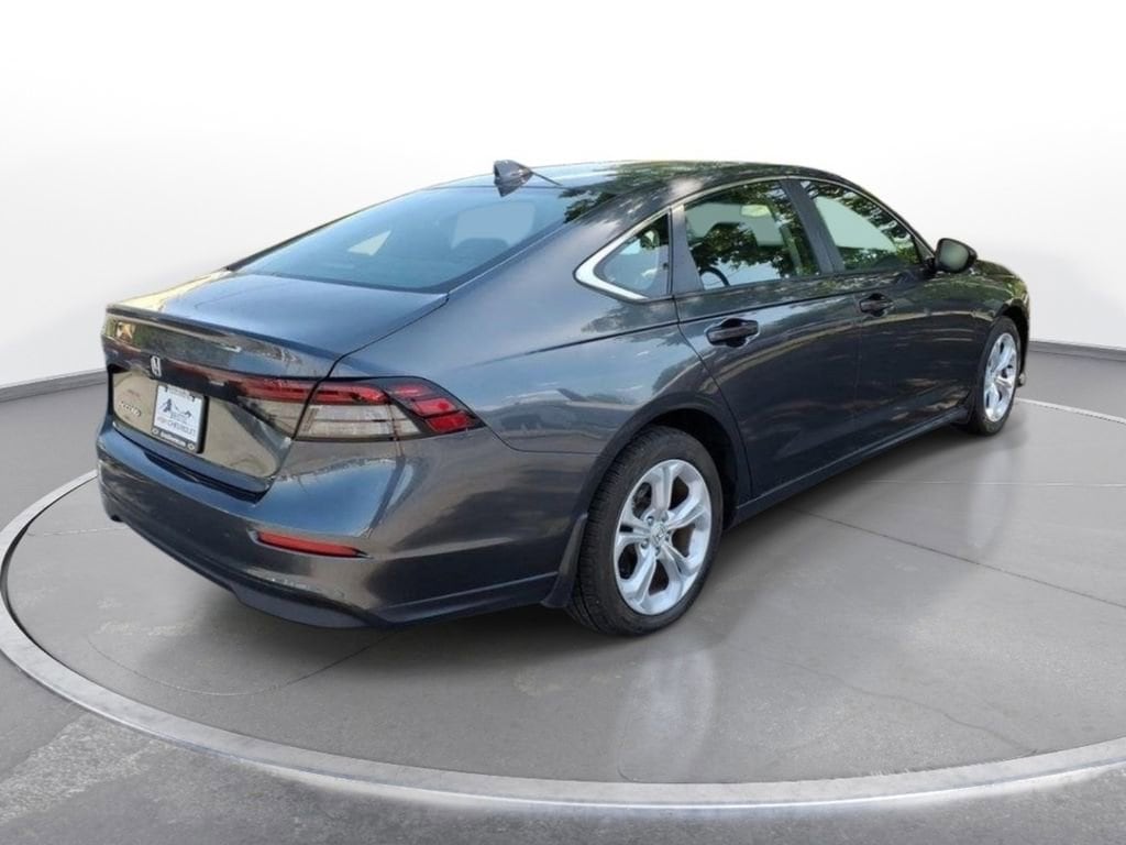 2023 Honda Accord LX - Photo 6