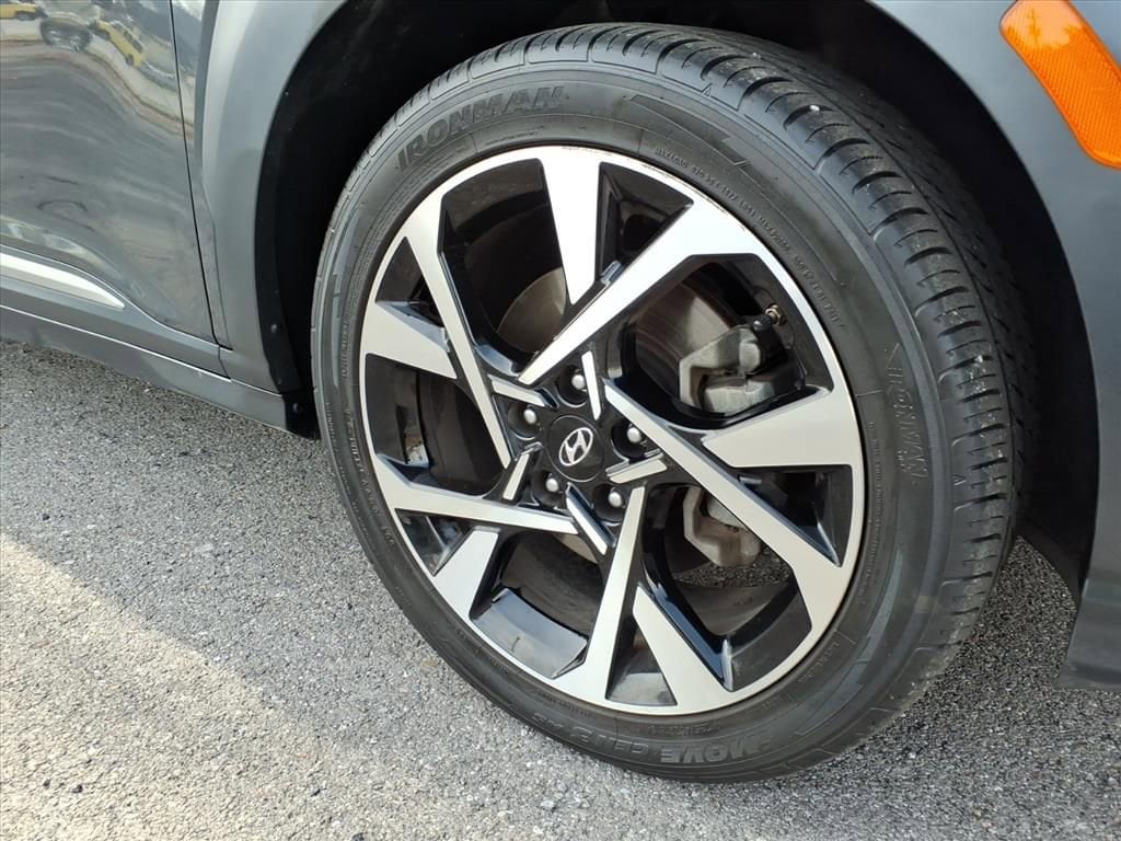 Used 2023 Hyundai Kona Limited SUV