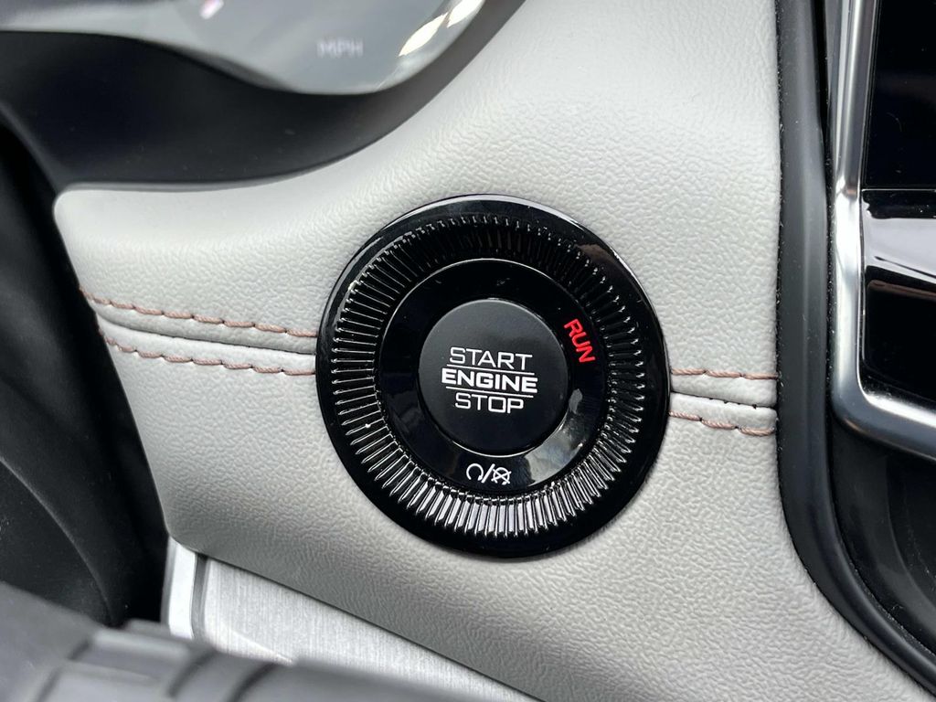 2025 Jeep Compass Limited - Photo 34