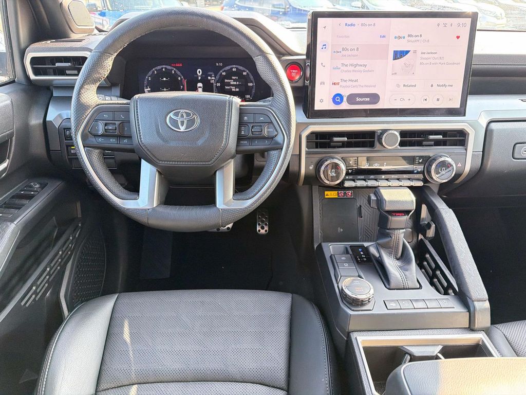 2024 Toyota Tacoma SR5 - Photo 14