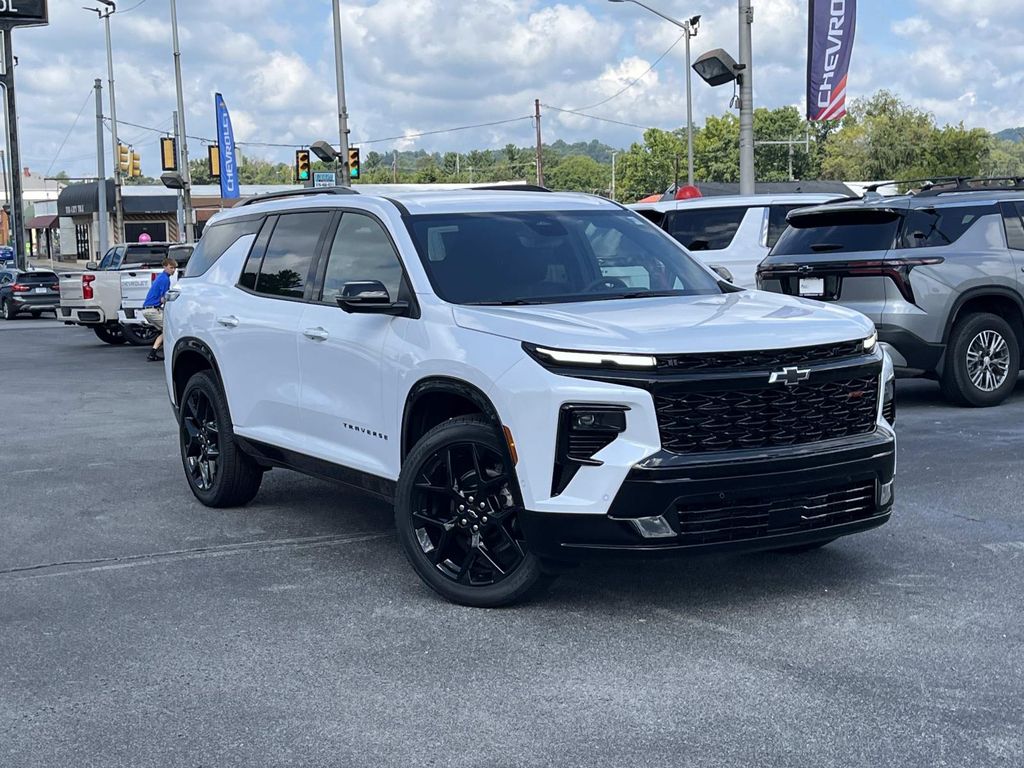 New 2026 Chevrolet Traverse RS