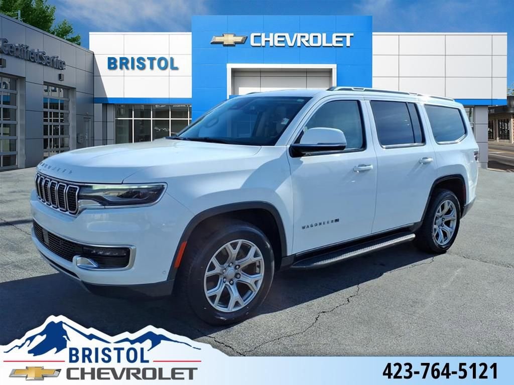 2022 Jeep Wagoneer Series II's photo