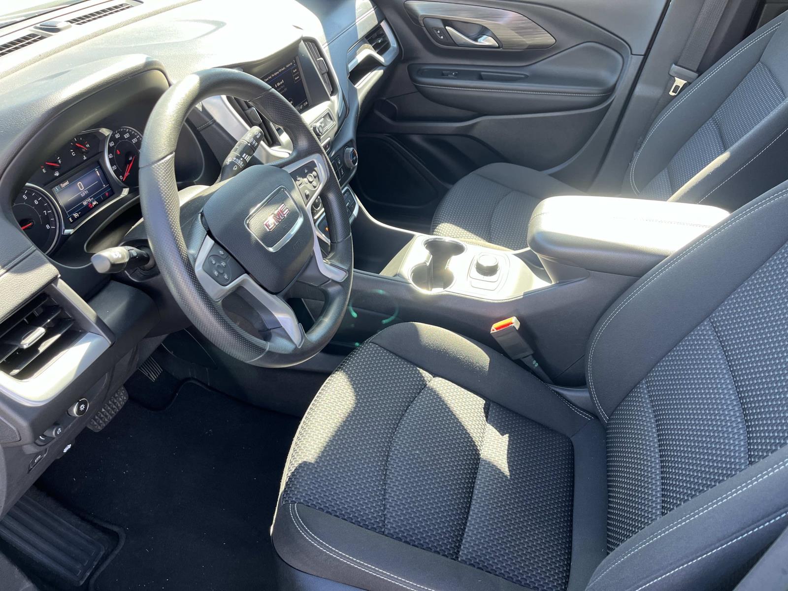 2024 GMC Terrain SLE - Photo 25