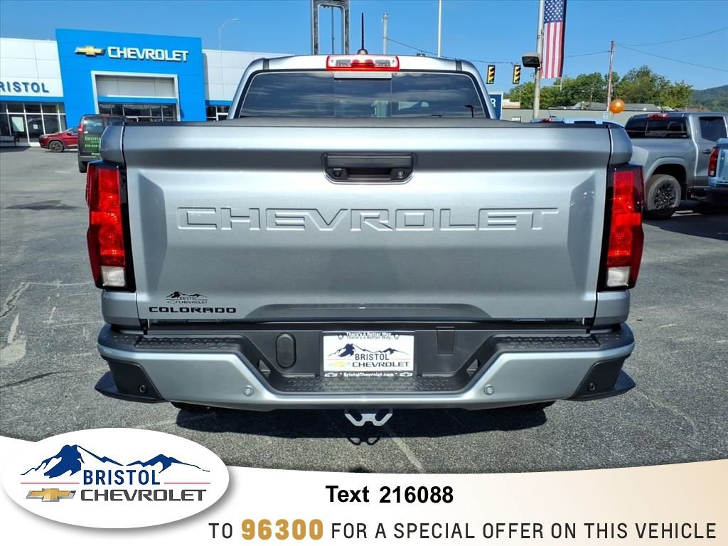 2026 Chevrolet Colorado LT photo 3