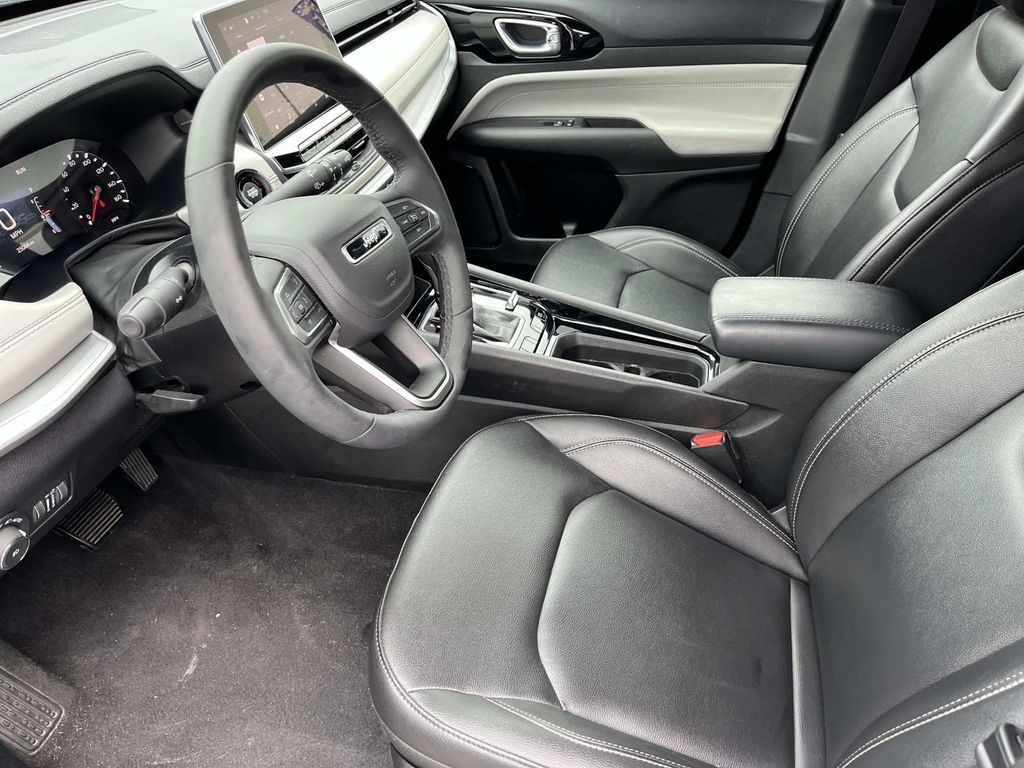 2025 Jeep Compass Limited - Photo 26