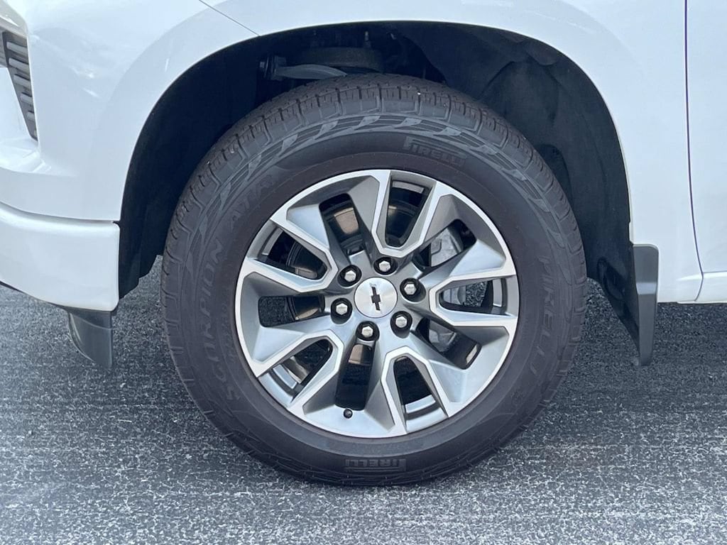2024 Chevrolet Silverado 1500 RST - Photo 12