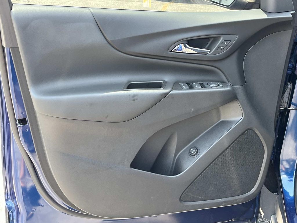2023 Chevrolet Equinox LT - Photo 25