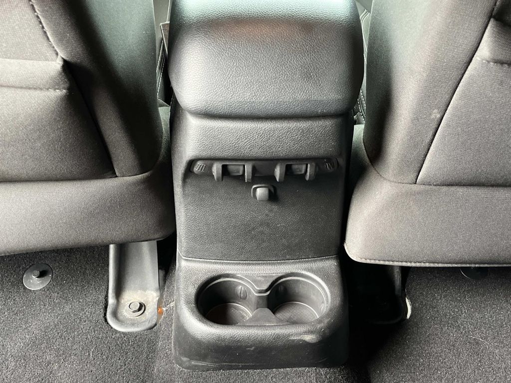 2016 Jeep Wrangler Unlimited Sahara - Photo 17
